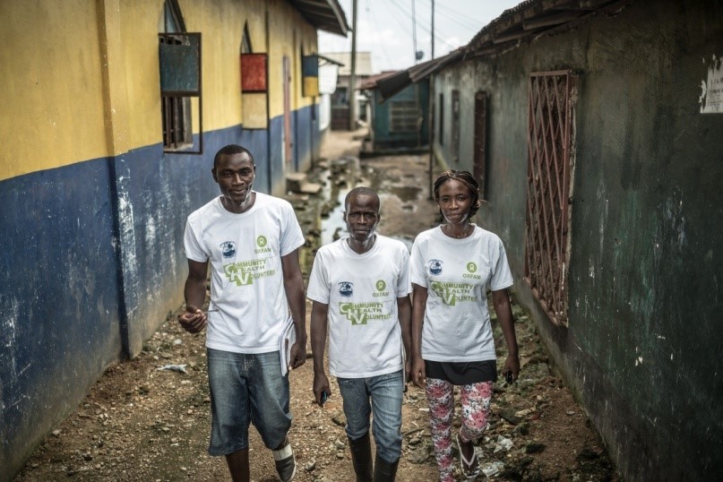 라이베리아, 에볼라 퇴치를 위해 지역 보건 담당자들이 옥스팜의 교육을 받고 있습니다.